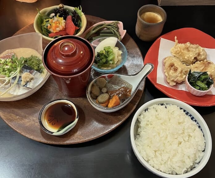 和のごはん　みかづき